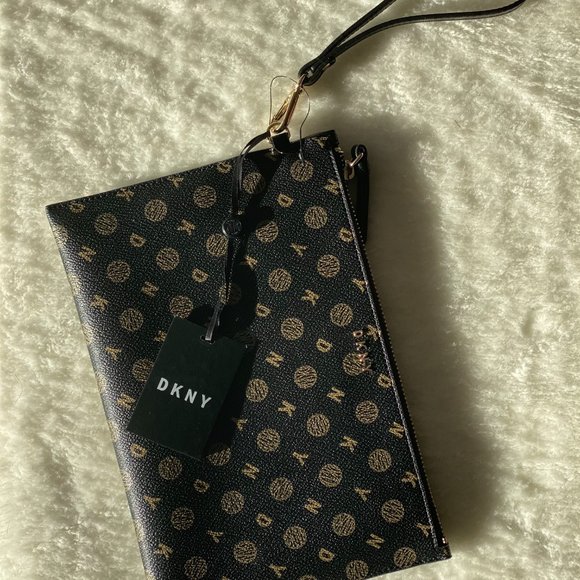 NWT DKNY Large Heritage Logo Wristlet - Picture 3 of 8